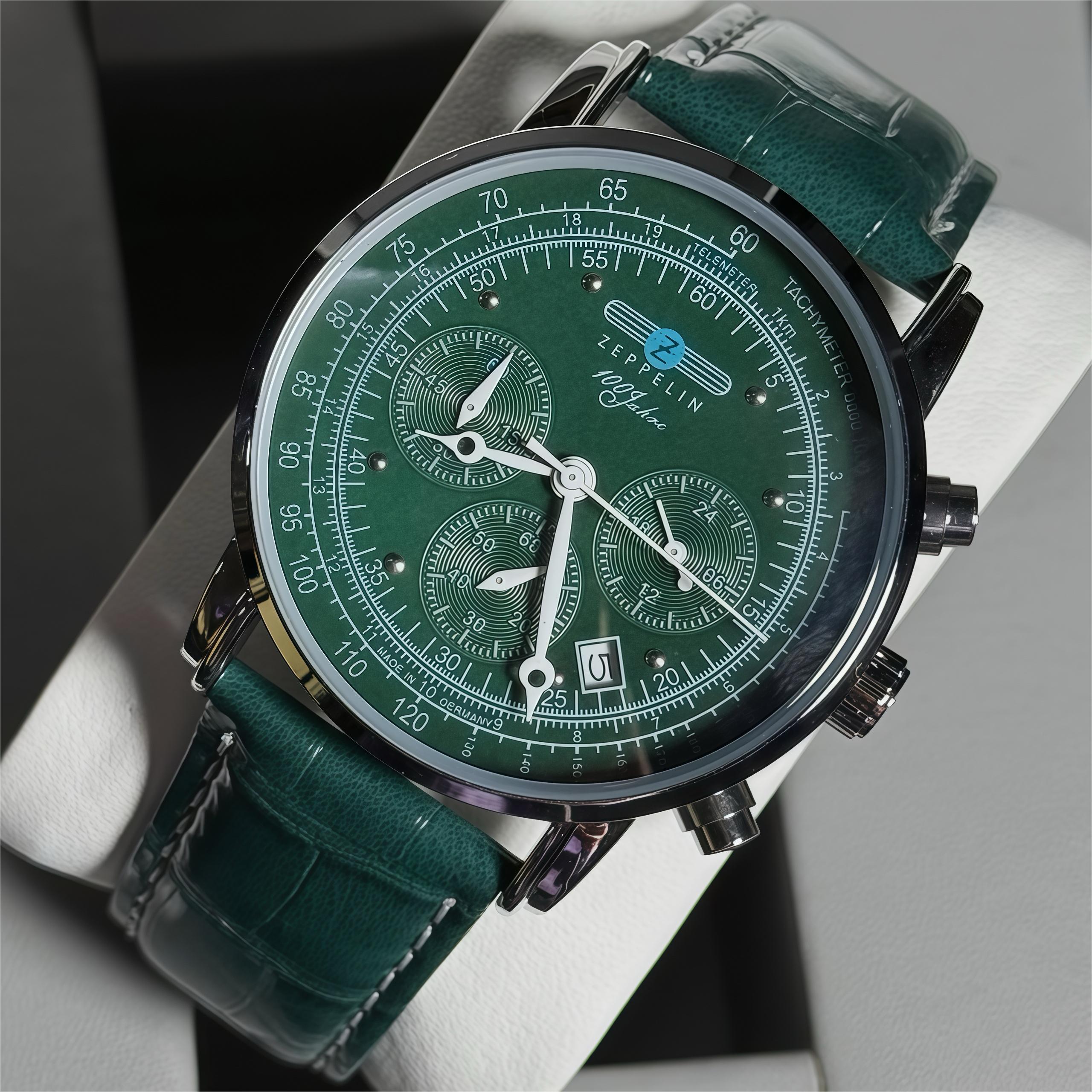 Luxury Watch With Green Dial - 2026 Fashion New Retro Business Casual