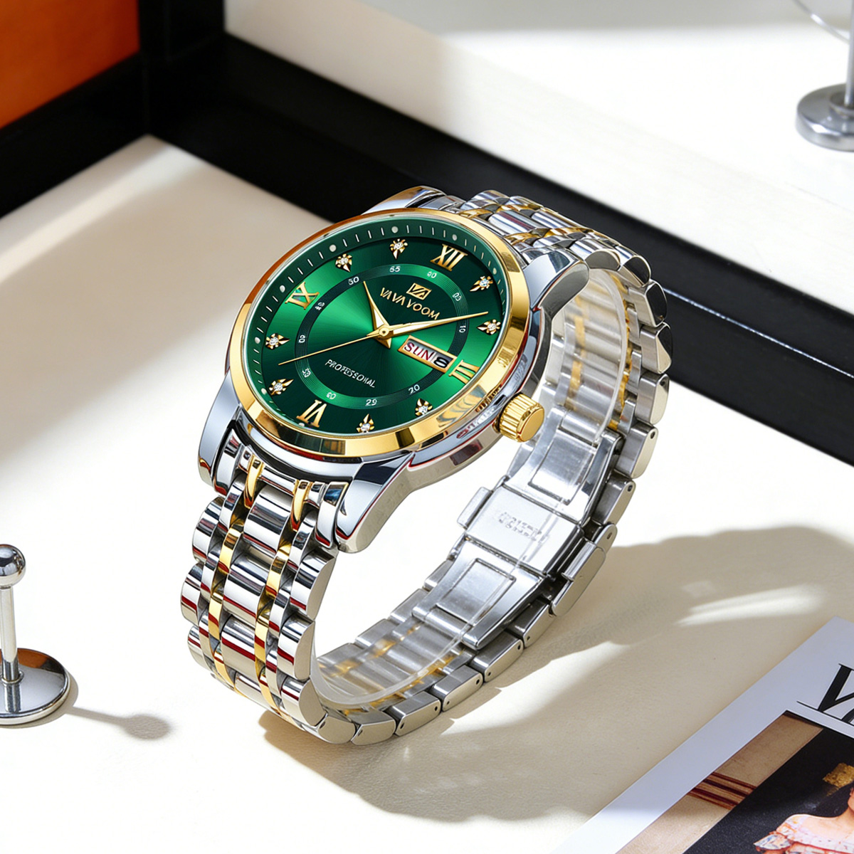 Luxury Rhinestone Gold Ring St - огляд і ціна Luxury Watch With Green Dial
