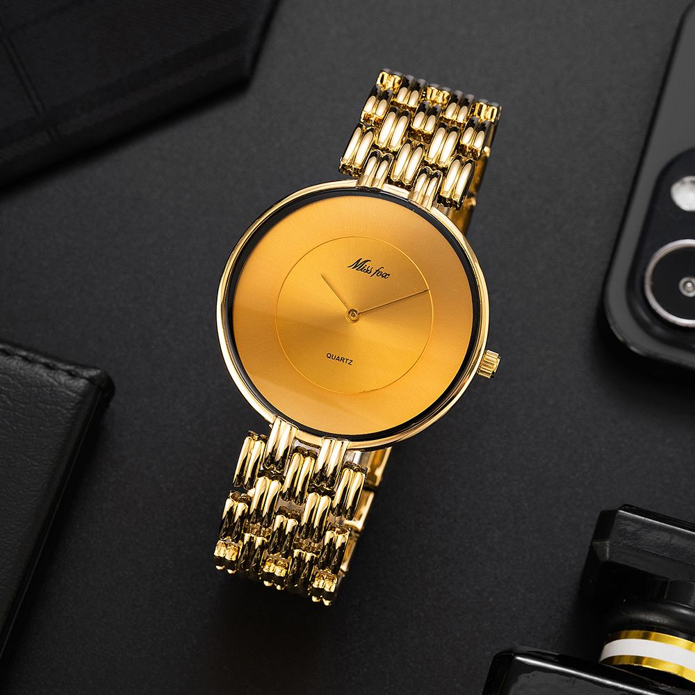 Luxury Minimalist Wristwatch C - огляд і ціна Luxury Watch For Sale