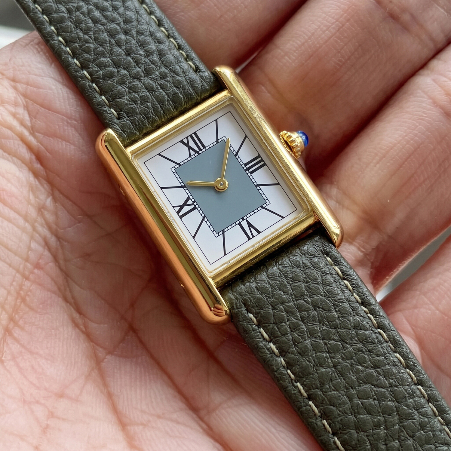 CILOA Luxury Minimalist Square - огляд і ціна Luxury Watch With Green Dial