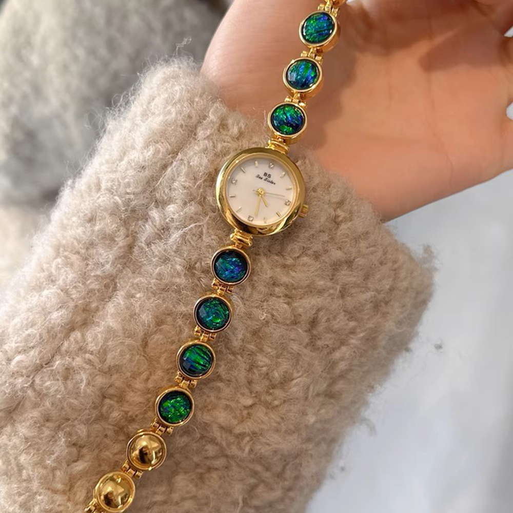 Luxury Women's Watches Green J - огляд і ціна Luxury Watch With Green Dial