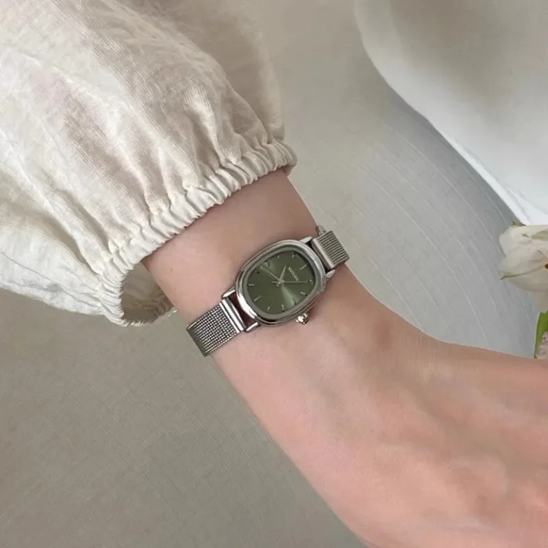 Small Oval Dial Green Watch Si - огляд і ціна Luxury Watch With Green Dial