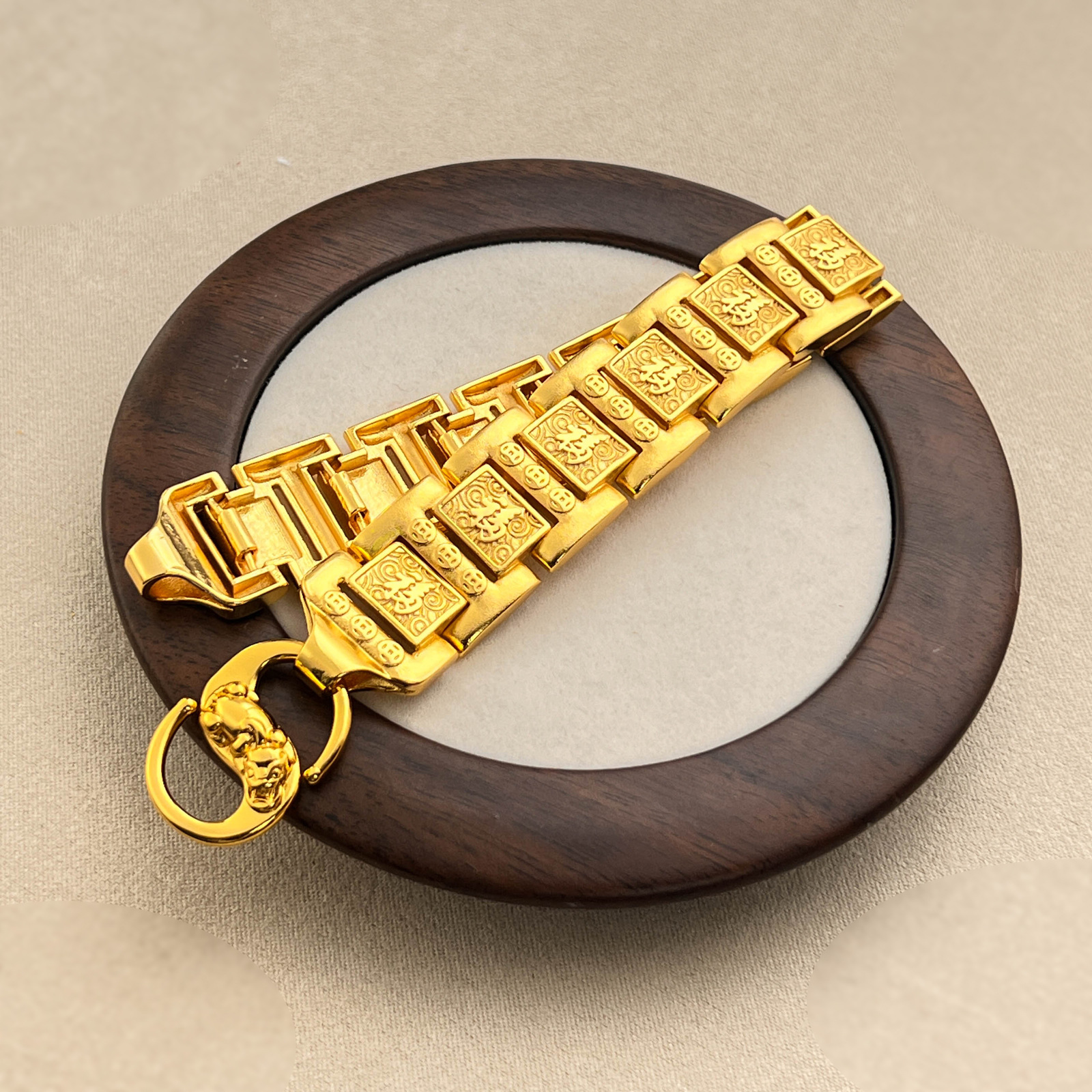 Fylia Jewelry  Luxurious exqui - огляд і ціна Luxury Watch Service